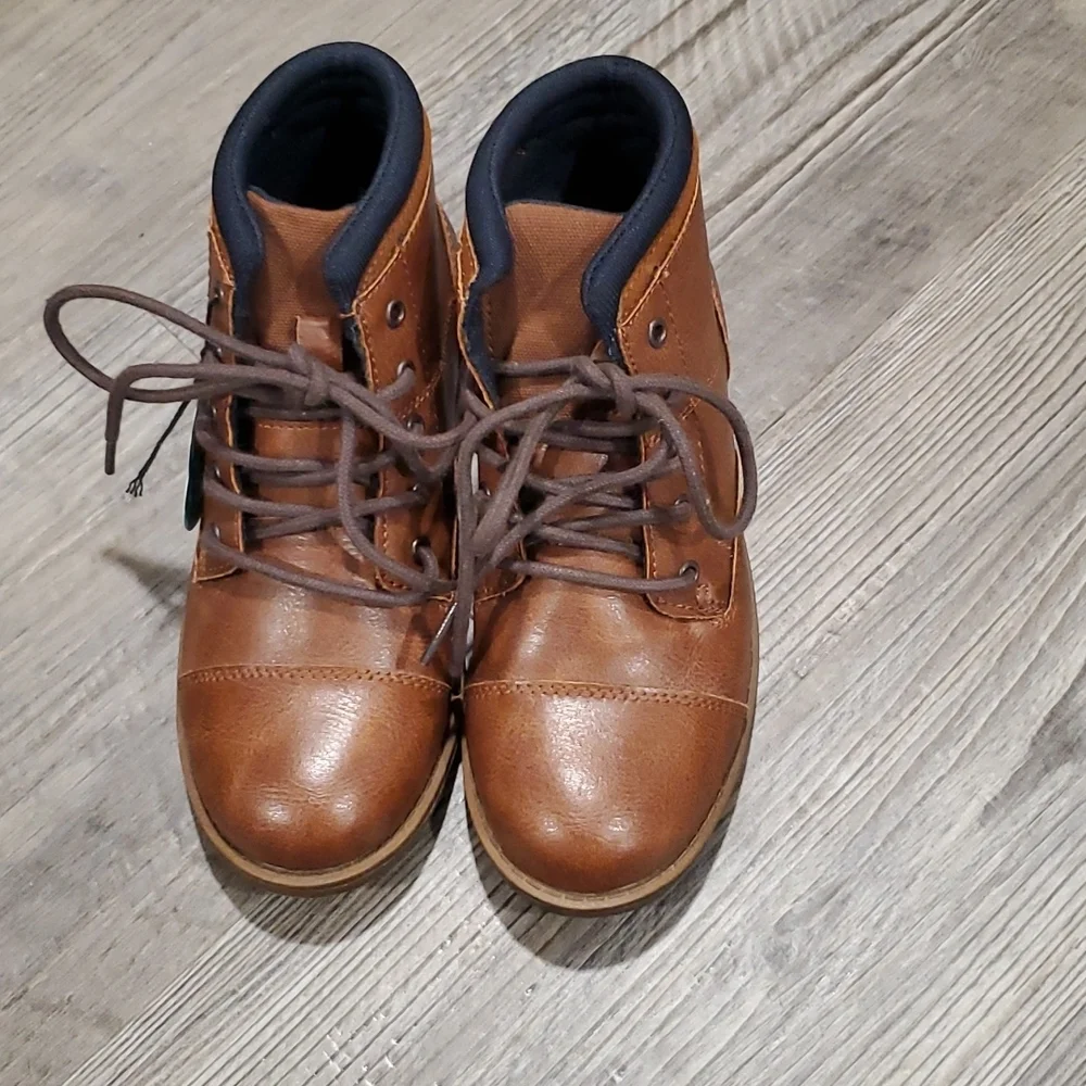 Sonoma Boots Size 1